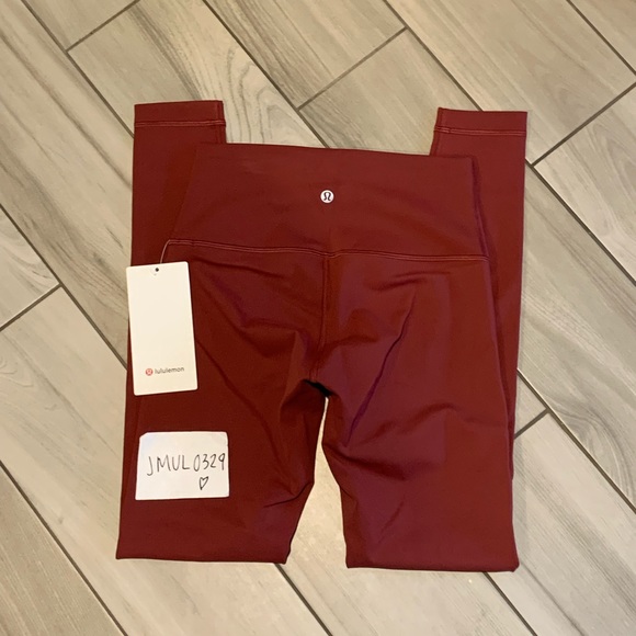 Lululemon Wunder Train HR Tight 28” * Mulled Wine - Picture 5 of 6